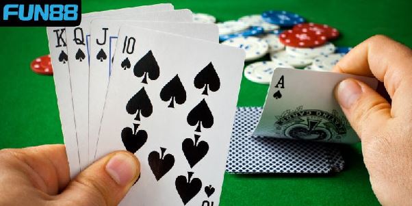 Bật Mí Mẹo Chơi Poker Online Từ Những Người Đã Có Kinh Nghiệm