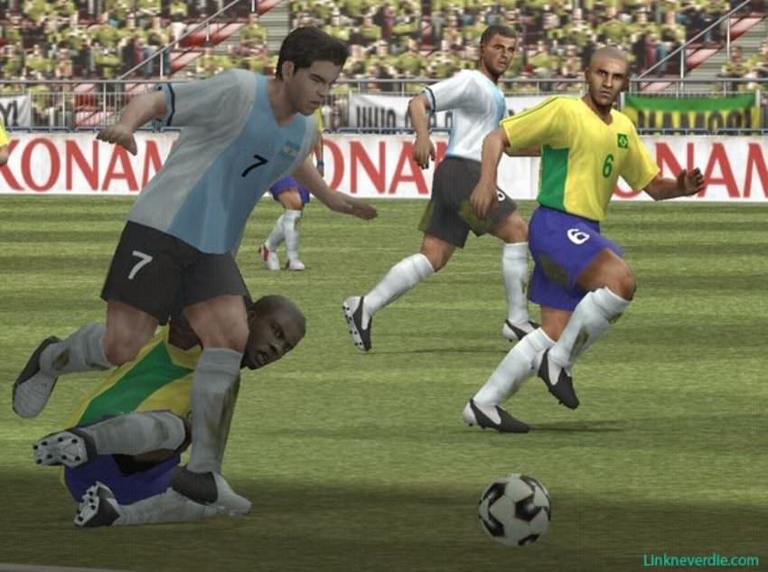 Hình ảnh trong game PES 2005 (screenshot)