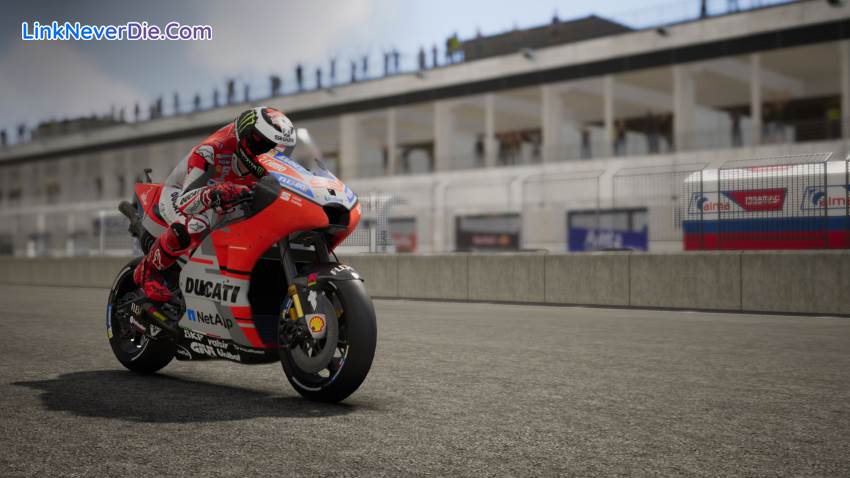 Hình ảnh trong game MotoGP 18 (screenshot)